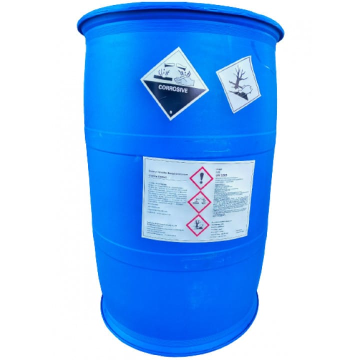 Phuy sản phẩm BKC 80% của Hóa Chất Doanh Tín, nhãn mác rõ ràng, chuyên nghiệp.