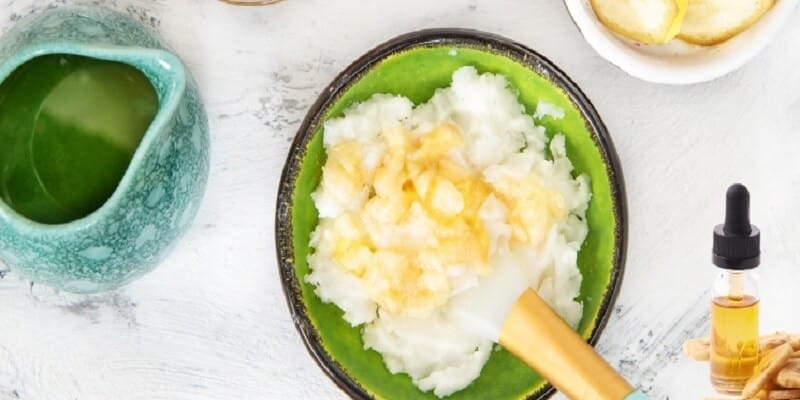 Isoamyl Axetat được sử dụng làm hương liệu thực phẩm