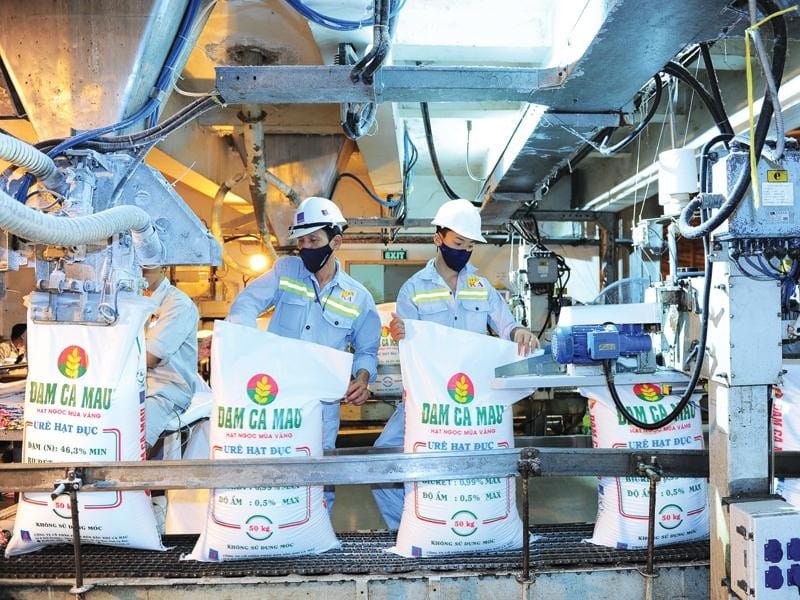 Axit nitric là nguyên liệu quan trọng trong sản xuất phân đạm