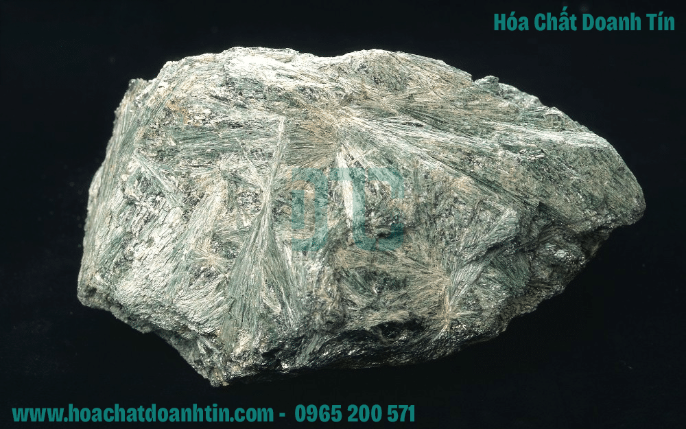 Amiăng là gì? Tác Hại, Ứng Dụng & Xu Hướng Loại Bỏ