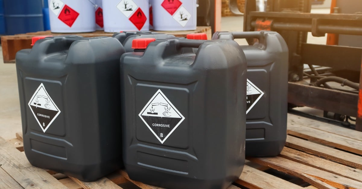 Hóa chất công nghiệp là gì?