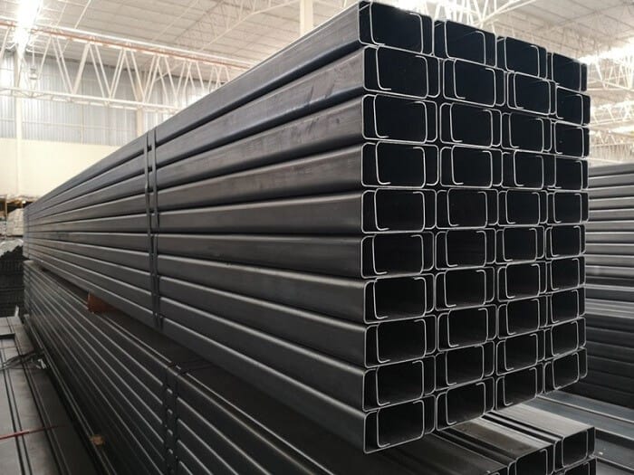 Hình 3: Thép hình hộp chữ nhật